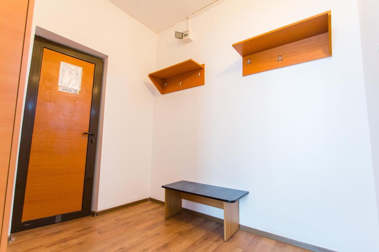 Hostel Horia Plopeni Екстер'єр фото